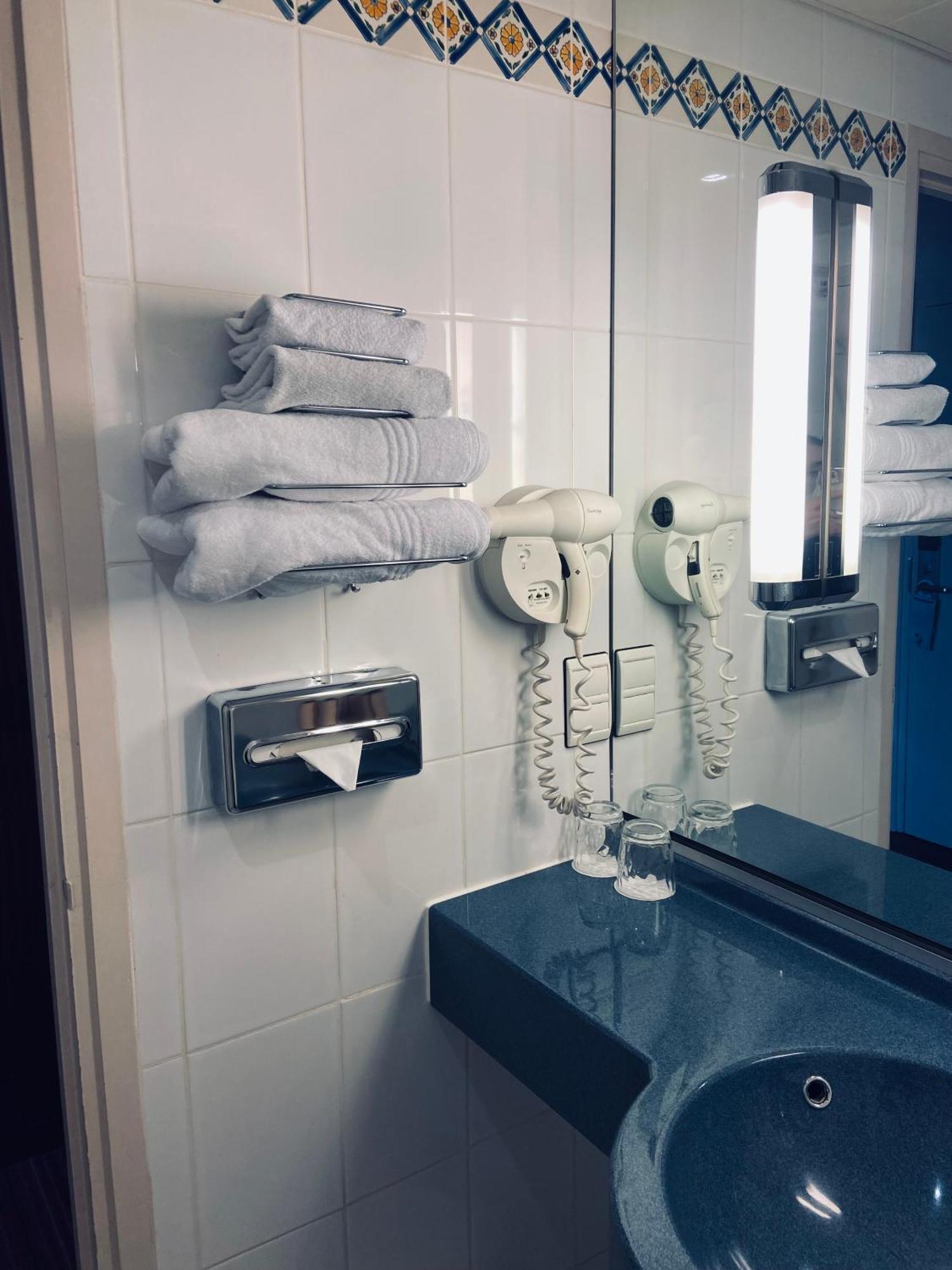 Mercure Besancon Parc Micaud - Hotel & Bar Екстериор снимка