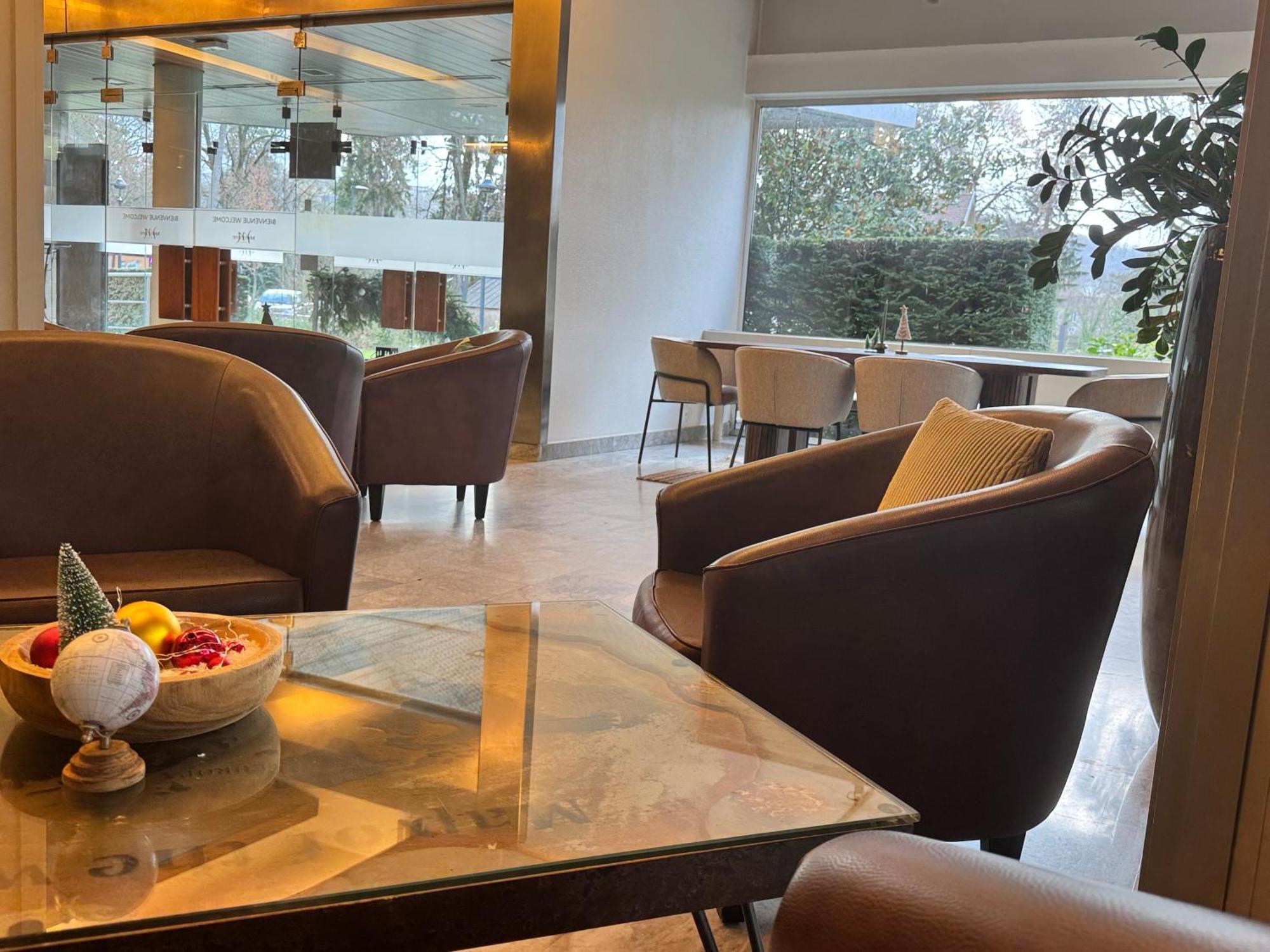 Mercure Besancon Parc Micaud - Hotel & Bar Екстериор снимка